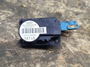 Привід заслінки пічки N105212V/A Renault Megane III