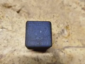 Реле 0015429919 Mercedes 124