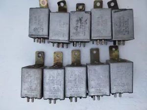 Реле 1078200010 Mercedes 123