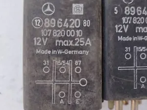 Реле 1078200010 Mercedes 123