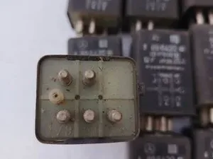 Реле 1078200010 Mercedes 123