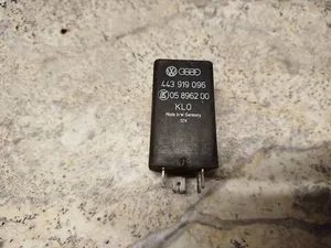 Реле і датчики 443919096 Audi 100