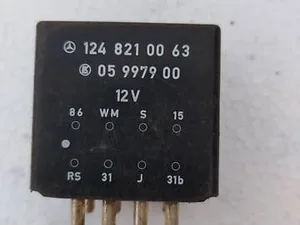 Реле склоочисника 1248210063 Mercedes 124