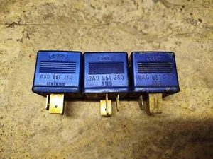 Реле свічок розжарювання 8A0951253 Audi A6