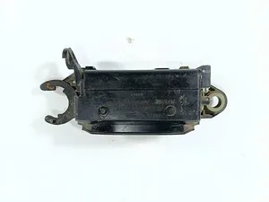 Ручка дверей передня ліва 4A0837205 Audi A6 C4