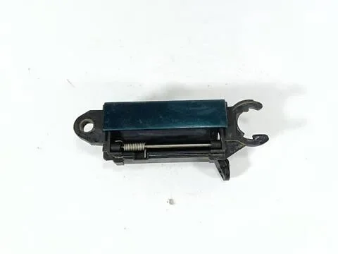 Ручка дверей передня права 4A0837206 Audi A6 C4