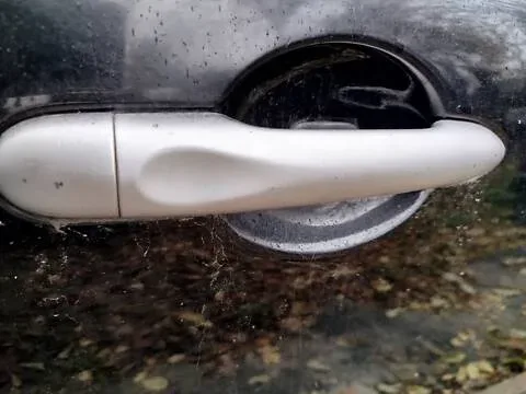 Ручка дверей передня права Renault Megane III