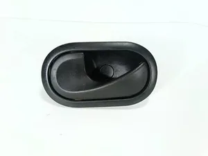 Ручка дверей внутрішня ліва 8200028487 Renault Megane II