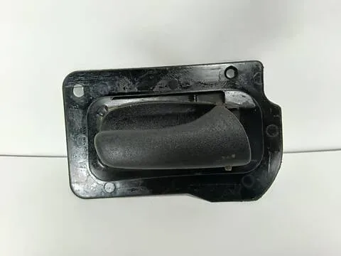 Ручка дверей внутрішня передня права  90506460 Opel Vectra B