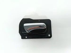 Ручка дверей внутрішня передня права 09134968 Opel Vectra B