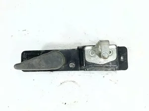 Ручка дверей внутрішня права 8200323112 Renault Trafic 2001-2014