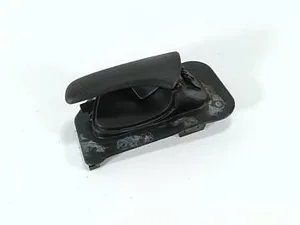 Ручка дверей внутрішня задня ліва 90381741 Opel Astra F