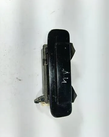 Ручка дверей задня права 4A0839206 Audi A4 B5