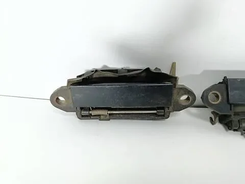 Ручка дверей задня права 8A0839206 Audi 80 B4