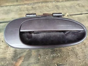 Ручка дверей задня права Kia Sephia II