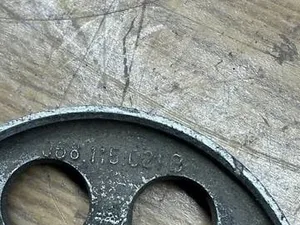 Шків масляного насоса 068115021B Audi Volkswagen