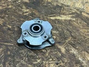 Шків помпи Mercedes W123