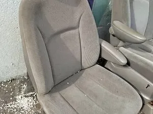 Сидіння Передні Chrysler Town and Country 4