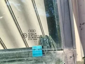 Скло Склопідйомник Задній Лівий ауді а4 б5