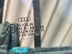 Скло Склопідйомник Задній Правий Ауді а4 б5 Audi a4 b5