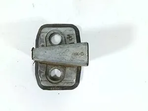 Скоба замка дверей Audi A4 B5