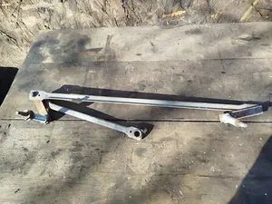 Трапеція двірників Mercedes T1 207-310