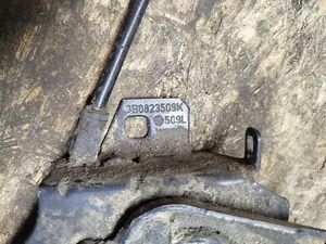 Трос капота із замком 3B0823509K Volkswagen Passat B5