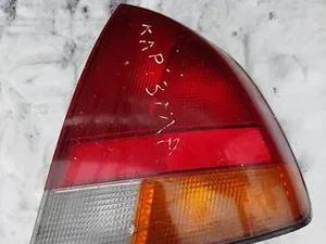 Задні ліхтар Правий Mitsubishi Carisma 1995-1999 хетчбек