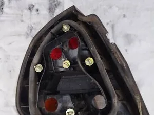Задні ліхтар Правий Mitsubishi Carisma 1995-1999 хетчбек