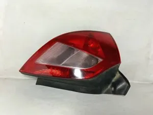 Задній ліхтар лівий 8200073236 Renault Megane II хетчбек