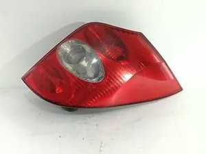 Задній ліхтар Правий 8200002472 Renault Laguna II універсал