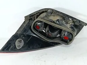 Задній ліхтар Правий 8200002472 Renault Laguna II універсал