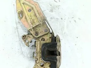 Замок дверей Лівий Передній 90277853, 90277855 Opel Vectra A, Omega A