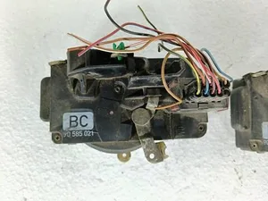 Замок дверей Лівий Передній 90585021 Opel Vectra B 1995-1999