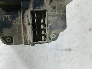 Замок дверей Лівий Задній 8200282323 Renault Trafic 2001-2014