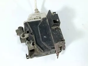 Замок дверей Правий Передній 8D1837016A Audi A4 B5
