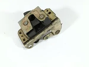 Замок дверей Правий Передній 90120865 Opel Kadett