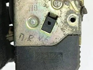 Замок дверей Правий Передній 90507060 Opel Vectra B 1995-1999