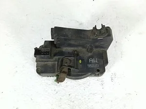 Замок дверей Правий Передній 90561154 Opel Astra G 1998-2004