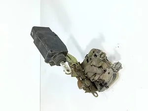Замок дверей Правий Передній Mitsubishi Carisma