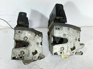 Замок дверей Правий передній, задній BMW E39