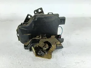 Замок дверей Правий Задній Audi A6 C5 1997-2005