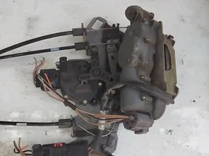 Замок дверей Правий Задній Dodge Caravan 2001-2007