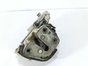 Замок дверей задній лівий Nissan Primera P10