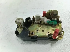 Замок дверей задній правий Dodge Neon 2