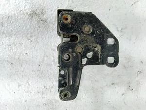 Замок капота Audi A4 B6 2000-2006