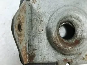 Замок капота BMW E39