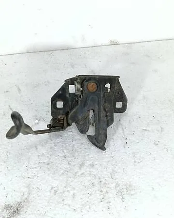 Замок капота Dodge Caravan 3 1995-2000