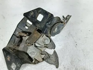 Замок капота Dodge Caravan 3 1995-2000