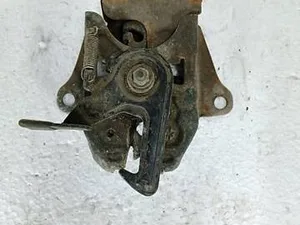 Замок капота Mazda 626 GF 1997-2002